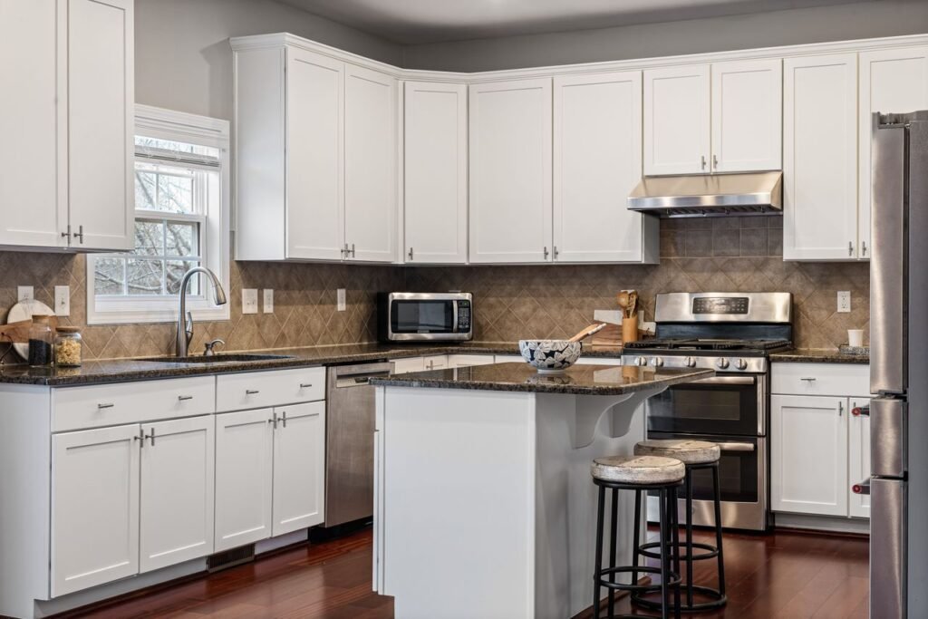 kitchen cabinet